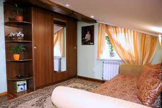 Апартаменты Apartment in Old Town on Zarvanska st Каменец-Подольский Апартаменты с 1 спальней-2